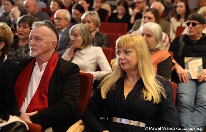 Uroczystość  wręczenia nagród i wyróżnień laureatom 30. Lubuskiego Wawrzynu Literackiego, 19. Lubuskiego Wawrzynu Naukowego i 10. Lubuskiego Wawrzynu Dziennikarskiego.