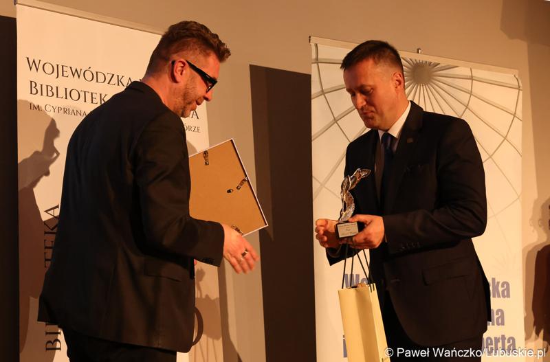 Uroczystość  wręczenia nagród i wyróżnień laureatom 30. Lubuskiego Wawrzynu Literackiego, 19. Lubuskiego Wawrzynu Naukowego i 10. Lubuskiego Wawrzynu Dziennikarskiego.