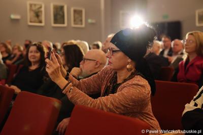 Uroczystość  wręczenia nagród i wyróżnień laureatom 30. Lubuskiego Wawrzynu Literackiego, 19. Lubuskiego Wawrzynu Naukowego i 10. Lubuskiego Wawrzynu Dziennikarskiego.