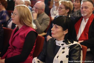 Uroczystość  wręczenia nagród i wyróżnień laureatom 30. Lubuskiego Wawrzynu Literackiego, 19. Lubuskiego Wawrzynu Naukowego i 10. Lubuskiego Wawrzynu Dziennikarskiego.
