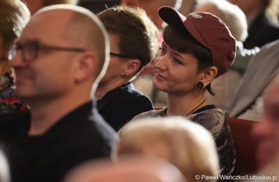 Uroczystość  wręczenia nagród i wyróżnień laureatom 30. Lubuskiego Wawrzynu Literackiego, 19. Lubuskiego Wawrzynu Naukowego i 10. Lubuskiego Wawrzynu Dziennikarskiego.