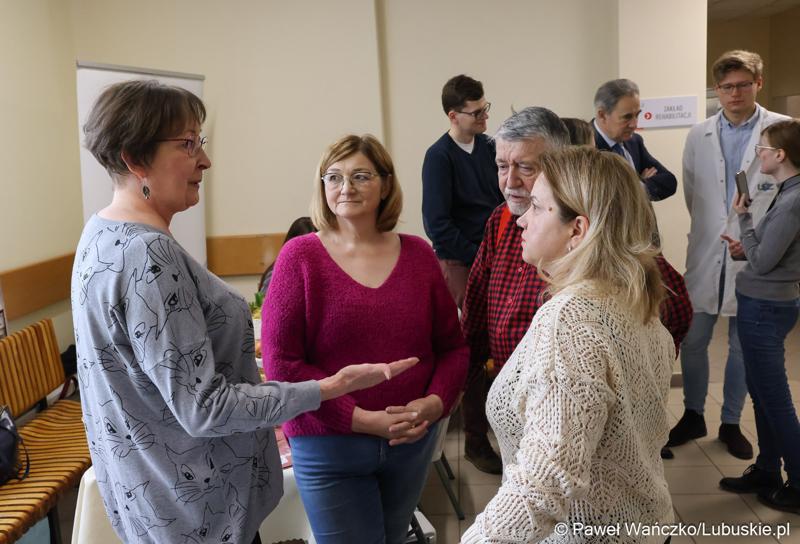 Pierwsza Kawiarenka Zdrowia zawitała do Szpitala Uniwersyteckiego w Zielonej Górze, a dokładnie do poradni przyszpitalnych przy ul. Podgórnej