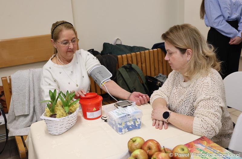 Pierwsza Kawiarenka Zdrowia zawitała do Szpitala Uniwersyteckiego w Zielonej Górze, a dokładnie do poradni przyszpitalnych przy ul. Podgórnej