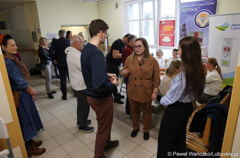 Pierwsza Kawiarenka Zdrowia zawitała do Szpitala Uniwersyteckiego w Zielonej Górze, a dokładnie do poradni przyszpitalnych przy ul. Podgórnej