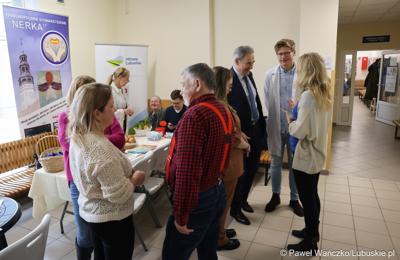 Pierwsza Kawiarenka Zdrowia zawitała do Szpitala Uniwersyteckiego w Zielonej Górze, a dokładnie do poradni przyszpitalnych przy ul. Podgórnej