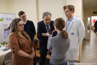 Pierwsza Kawiarenka Zdrowia zawitała do Szpitala Uniwersyteckiego w Zielonej Górze, a dokładnie do poradni przyszpitalnych przy ul. Podgórnej