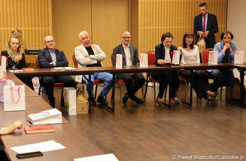 Uczestnicy trzydniowego seminarium skarbników województw w Zielonej Górze
