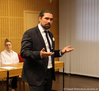 Uczestnik trzydniowego seminarium skarbników województw w Zielonej Górze