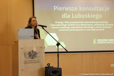 Uczestnicy seminarium pt. 25 lat województwa lubuskiego, które w ramach Tygodnia Statystycznego zorganizował Urząd Statystyczny w Zielonej Górze
