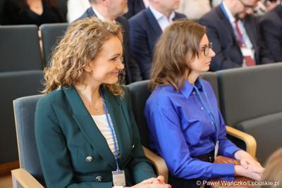 Uczestnicy seminarium pt. 25 lat województwa lubuskiego, które w ramach Tygodnia Statystycznego zorganizował Urząd Statystyczny w Zielonej Górze
