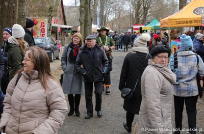 Tradycyjny jarmark wiosennych kolorów, czyli Kaziuki 2024 w Muzeum Etnograficznym w Zielonej Górze-Ochli. 
