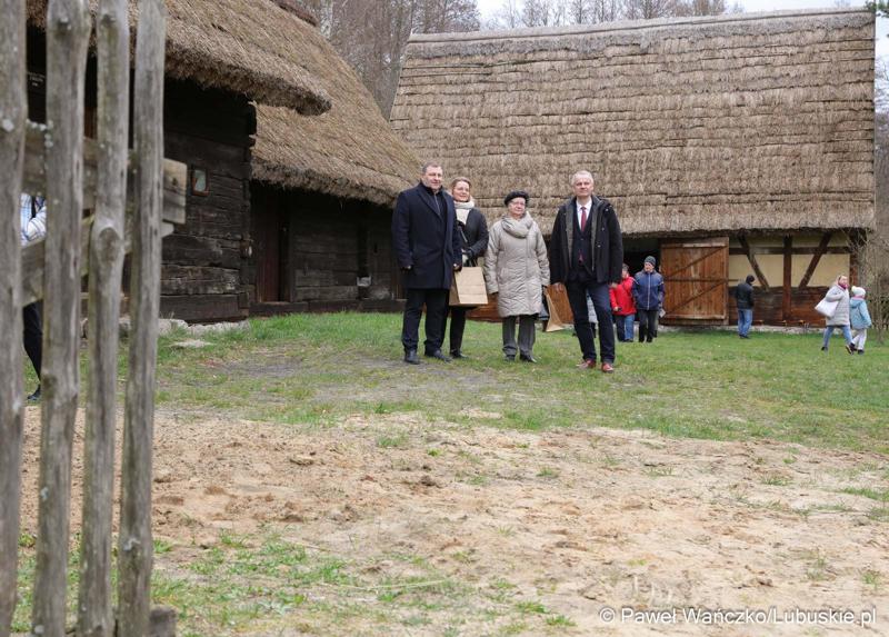 Tradycyjny jarmark wiosennych kolorów, czyli Kaziuki 2024 w Muzeum Etnograficznym w Zielonej Górze-Ochli.