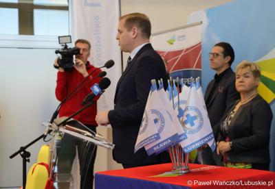 Uczestnicy konferencji prasowej w Sali Prasowej Urzędu Marszałkowskiego Województwa Lubuskiego