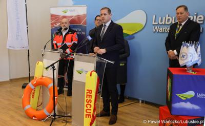 Uczestnicy konferencji prasowej w Sali Prasowej Urzędu Marszałkowskiego Województwa Lubuskiego