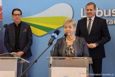 Uczestnicy konferencji prasowej w Sali Prasowej Urzędu Marszałkowskiego Województwa Lubuskiego