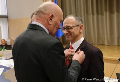 Podczas poniedziałkowej (18 marca 2024 r.) sesji Sejmiku wręczono "Odznaki Honorowe za Zasługi dla Województwa Lubuskiego".