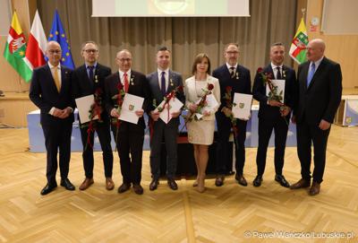 Podczas poniedziałkowej (18 marca 2024 r.) sesji Sejmiku wręczono "Odznaki Honorowe za Zasługi dla Województwa Lubuskiego".