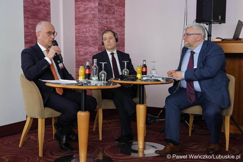 Uczestnicy 48. obrad Komitetu ds. Współpracy Międzyregionalnej Polsko-Niemieckiej Komisji Międzyrządowej ds. Współpracy Regionalnej i Przygranicznej w Görlitz