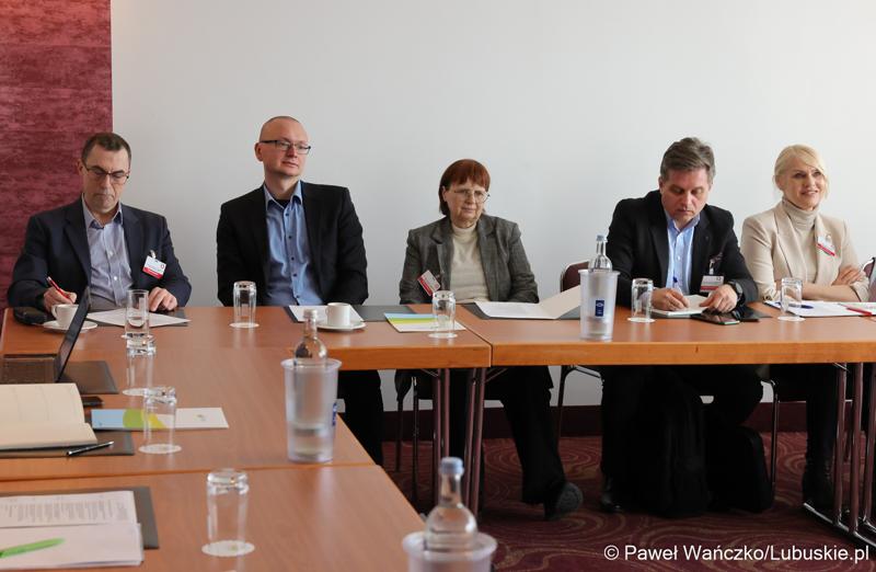 Uczestnicy 48. obrad Komitetu ds. Współpracy Międzyregionalnej Polsko-Niemieckiej Komisji Międzyrządowej ds. Współpracy Regionalnej i Przygranicznej w Görlitz