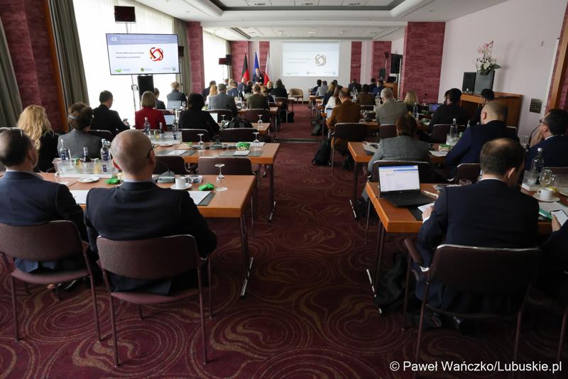 Uczestnicy 48. obrad Komitetu ds. Współpracy Międzyregionalnej Polsko-Niemieckiej Komisji Międzyrządowej ds. Współpracy Regionalnej i Przygranicznej w Görlitz