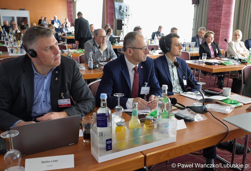 Uczestnicy 48. obrad Komitetu ds. Współpracy Międzyregionalnej Polsko-Niemieckiej Komisji Międzyrządowej ds. Współpracy Regionalnej i Przygranicznej w Görlitz