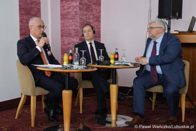 Uczestnicy 48. obrad Komitetu ds. Współpracy Międzyregionalnej Polsko-Niemieckiej Komisji Międzyrządowej ds. Współpracy Regionalnej i Przygranicznej w Görlitz 