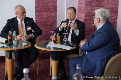 Uczestnicy 48. obrad Komitetu ds. Współpracy Międzyregionalnej Polsko-Niemieckiej Komisji Międzyrządowej ds. Współpracy Regionalnej i Przygranicznej w Görlitz 
