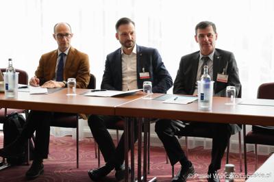 Uczestnicy 48. obrad Komitetu ds. Współpracy Międzyregionalnej Polsko-Niemieckiej Komisji Międzyrządowej ds. Współpracy Regionalnej i Przygranicznej w Görlitz 