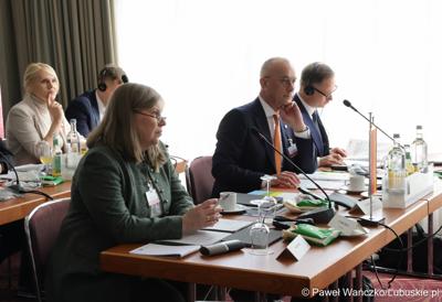 Uczestnicy 48. obrad Komitetu ds. Współpracy Międzyregionalnej Polsko-Niemieckiej Komisji Międzyrządowej ds. Współpracy Regionalnej i Przygranicznej w Görlitz 