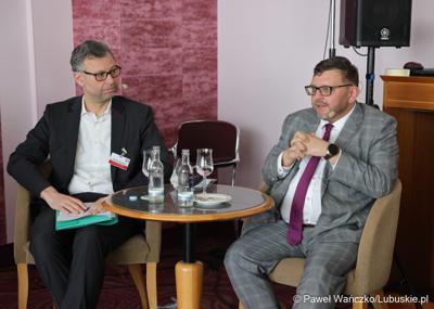 Uczestnicy 48. obrad Komitetu ds. Współpracy Międzyregionalnej Polsko-Niemieckiej Komisji Międzyrządowej ds. Współpracy Regionalnej i Przygranicznej w Görlitz 