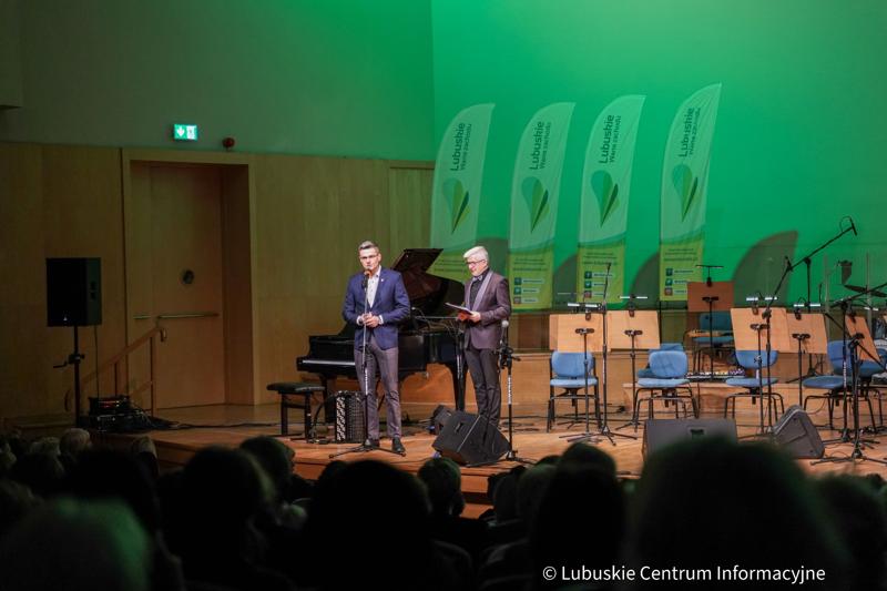 19 marca 2024 r. Koncert pod nazwą „Klasyka polskiej piosenki” w Filharmonii Zielonogórskiej w ramach cyklu „Lubuskie wita wiosnę!”