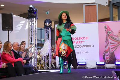 Pokaz kolekcji „New Pop Art”, Natalii Ślizowskiej w gorzowskiej Askanie 