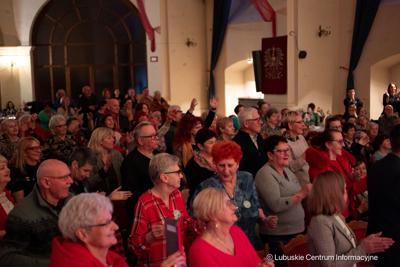 Finałem naszych marcowych, muzycznych spotkań „Lubuskie wita wiosnę!”, organizowanych przez Urząd Marszałkowski Województwa Lubuskiego z lokalnymi partnerami, był koncert Macieja Miecznikowskiego i jego Kwartetu 23 marca 2024 r. w Centrum Kultury „Zamek” z Recitalem Wiosennym „Dziewczyny, bądźcie dla nas dobre”