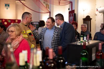 Finałem naszych marcowych, muzycznych spotkań „Lubuskie wita wiosnę!”, organizowanych przez Urząd Marszałkowski Województwa Lubuskiego z lokalnymi partnerami, był koncert Macieja Miecznikowskiego i jego Kwartetu 23 marca 2024 r. w Centrum Kultury „Zamek” z Recitalem Wiosennym „Dziewczyny, bądźcie dla nas dobre”