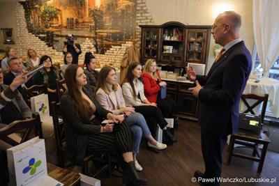 Uczestnicy spotkania mentoringowego w Słubicach