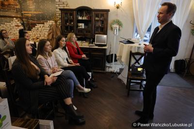 Uczestnicy spotkania mentoringowego w Słubicach