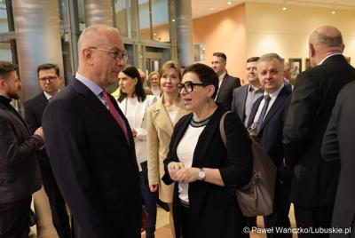 Uczestnicy spotkania podsumowującego 12 miesięcy działalności Pododdziału Kardiochirurgii w Wielospecjalistycznym Szpitalu Wojewódzkim w Gorzowie Wlkp