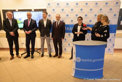 Uczestnicy spotkania podsumowującego 12 miesięcy działalności Pododdziału Kardiochirurgii w Wielospecjalistycznym Szpitalu Wojewódzkim w Gorzowie Wlkp