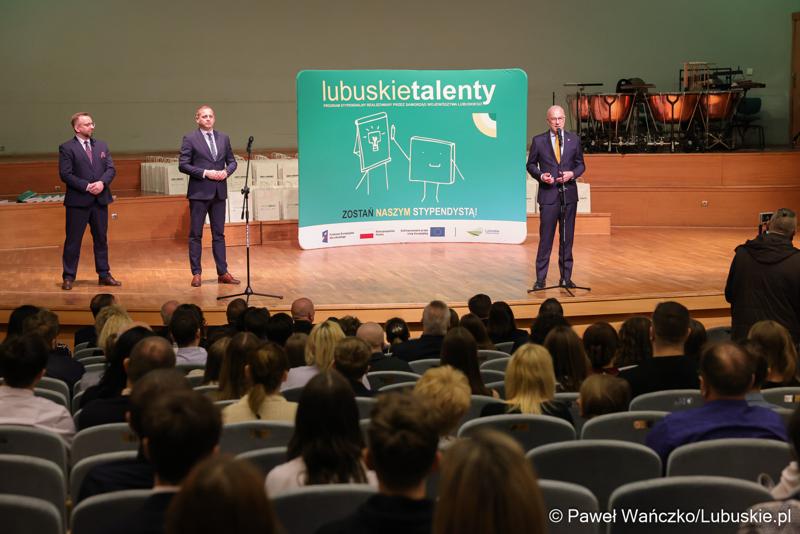 Uroczystość wręczenia dyplomów Lubuskie Talenty – Program Stypendialny