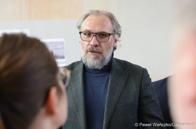 Uczestnicy konferencji prasowej dot. prezentacji Lubuskiego Centrum Kompetencji Cyfrowych i Usług Wspólnych – Data Center w Gorzowie Wlkp.