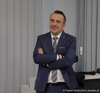 Uczestnik konferencji prasowej dot. promocji regionu w trakcie derbów Ziemi Lubuskiej NovyHotel Falubaz Zielona Góra – ebut.pl Stal Gorzów