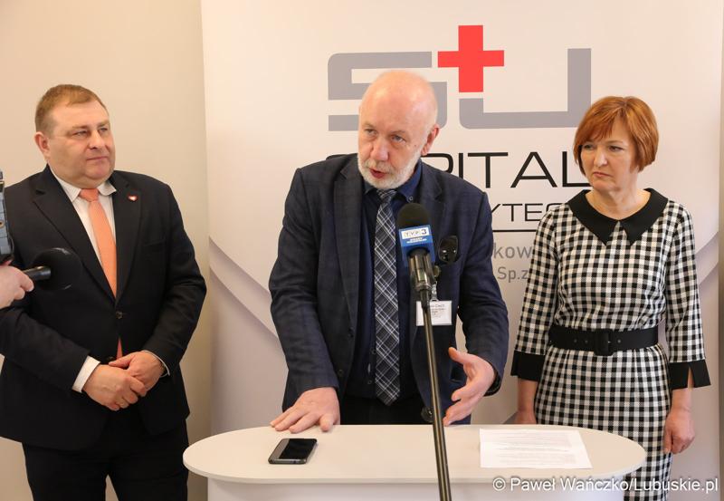 Uczestnicy konferencji prasowej w Szpitalu Uniwersyteckim w Zielonej Górze