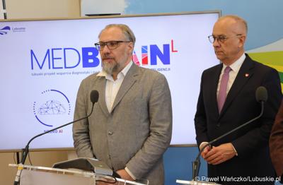 Uczestnicy konferencji prasowej dot. lubuskiego projektu wsparcia diagnostyki i medycyny systemami Sztucznej Inteligencji - MedBrain L 