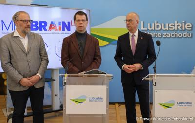 Uczestnicy konferencji prasowej dot. lubuskiego projektu wsparcia diagnostyki i medycyny systemami Sztucznej Inteligencji - MedBrain L 