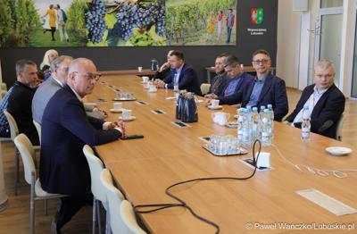 Uczestnicy spotkania dot. lubuskiego projektu wsparcia diagnostyki i medycyny systemami Sztucznej Inteligencji - MedBrain L 
