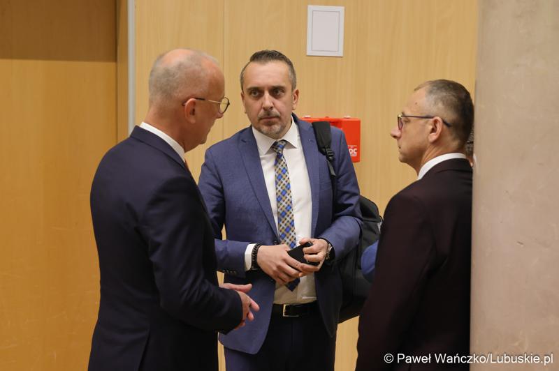 Gościem ostatniej, LXIII zwyczajnej sesji VI kadencji Sejmiku Województwa Lubuskiego był prezydent elekt Zielonej Góry Marcin Pabierowski