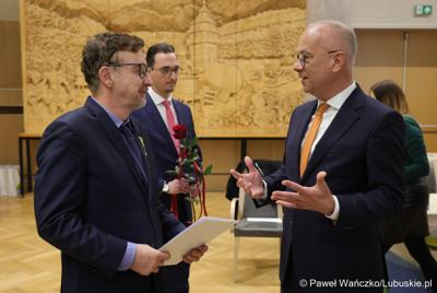 Podczas LXIII zwyczajnej sesji VI kadencji Sejmiku Województwa Lubuskiego Mariusz Witczak otrzymał Odznakę Honorową za Zasługi dla Województwa Lubuskiego