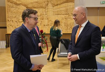 Podczas LXIII zwyczajnej sesji VI kadencji Sejmiku Województwa Lubuskiego Mariusz Witczak otrzymał Odznakę Honorową za Zasługi dla Województwa Lubuskiego