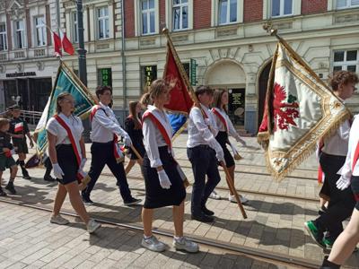 O wspólnocie, wspólnych wartościach, dążeniu do wolności i równości była mowa podczas piątkowych (3 maja 2024 r.) wojewódzkich obchodów rocznicy uchwalenia Konstytucji 3 Maja na placu Grunwaldzkim w Gorzowie