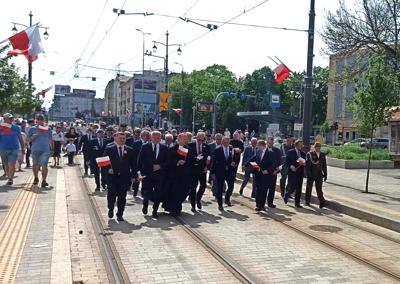O wspólnocie, wspólnych wartościach, dążeniu do wolności i równości była mowa podczas piątkowych (3 maja 2024 r.) wojewódzkich obchodów rocznicy uchwalenia Konstytucji 3 Maja na placu Grunwaldzkim w Gorzowie
